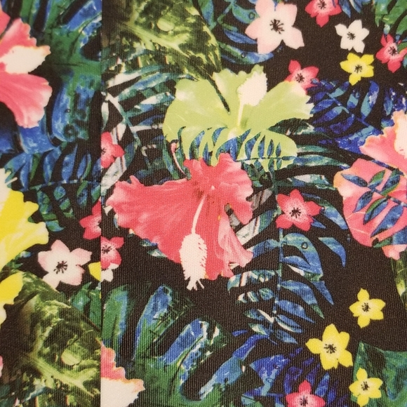 H&M dress - Picture 2 of 3